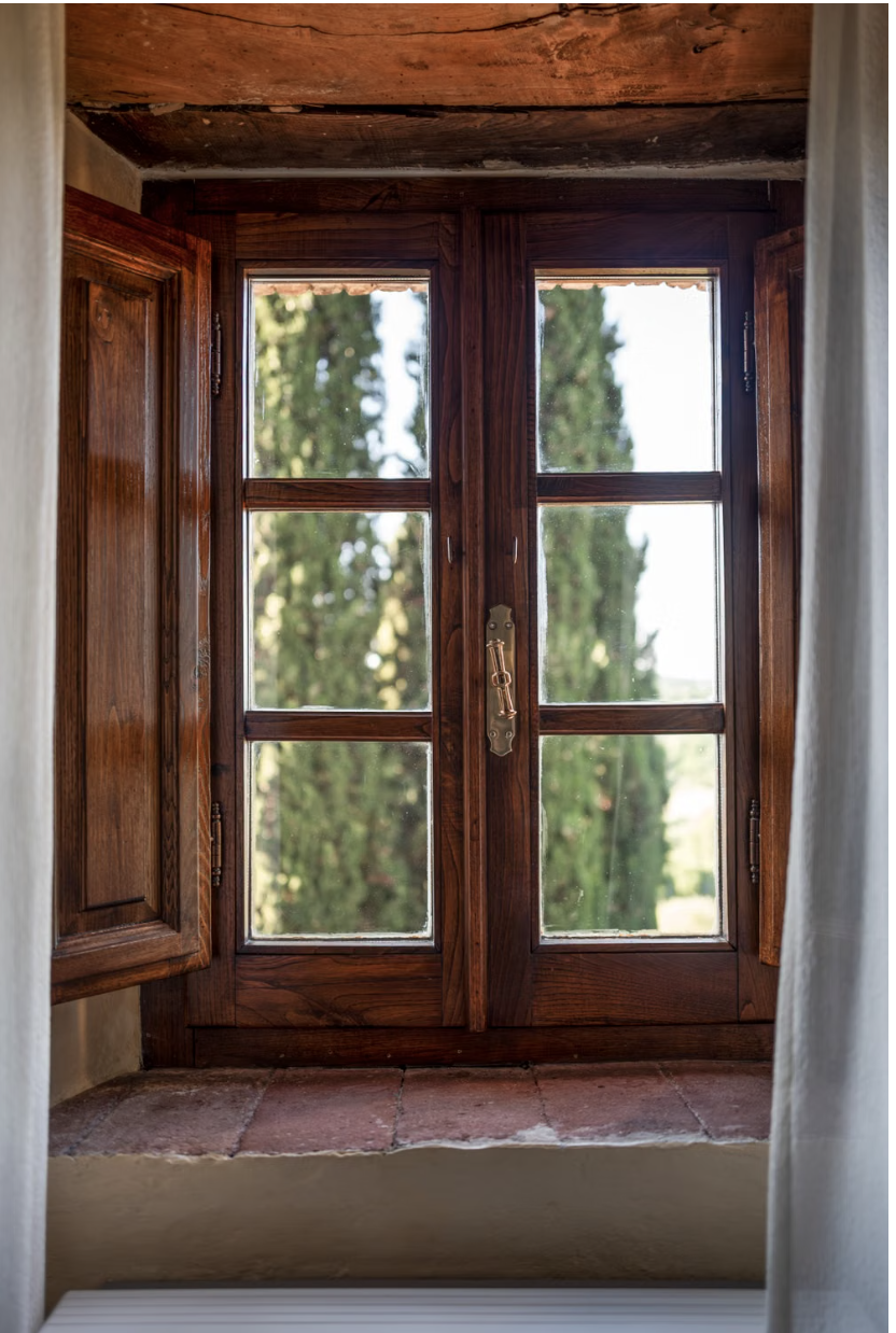 Barnizado de madera profesional Zaragoza - Acabado de calidad que protege y perdura